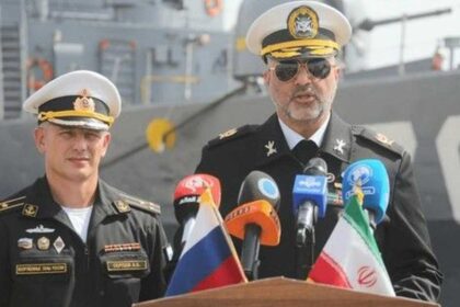 إيران وروسيا تجريان مناورات بحرية