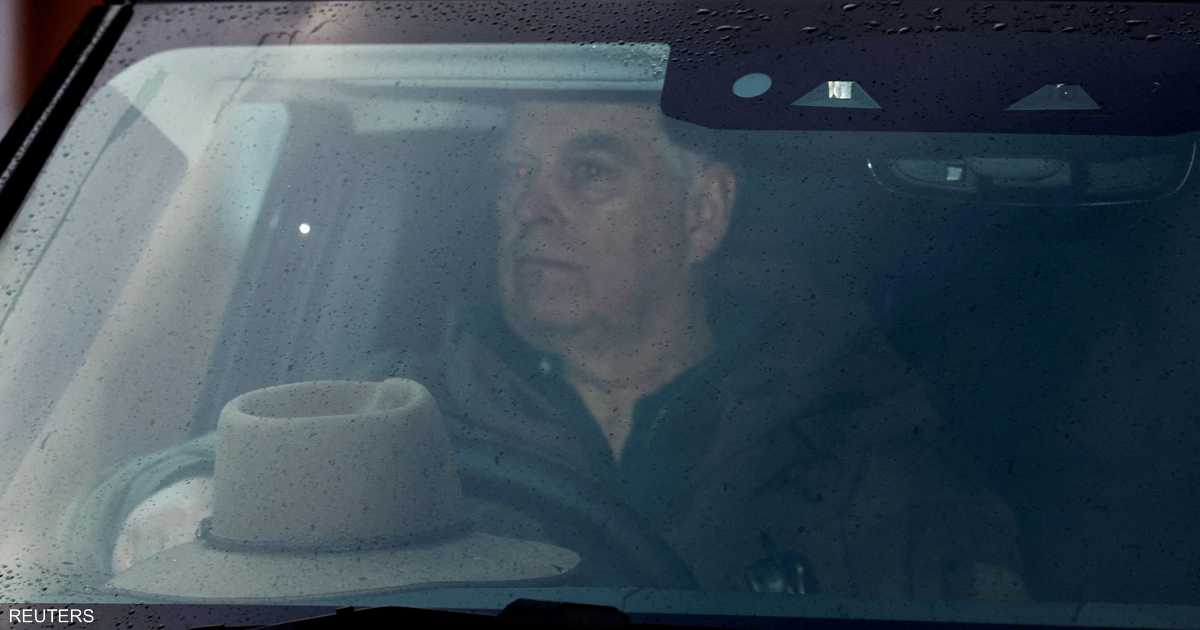 اعتقال الأمير السابق أندرو شقيق ملك بريطانيا