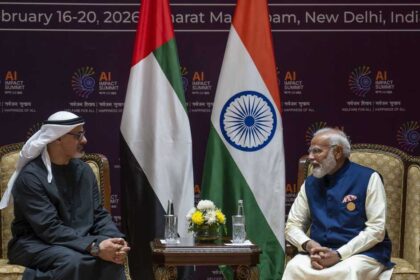 ولي عهد أبوظبي يبحث مع رئيس وزراء الهند تعزيز الشراكة