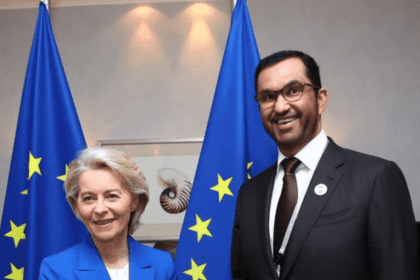 فون دير لاين تشيد بجهود الإمارات في دعم السلام بأوكرانيا