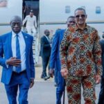 حميدتي يصل كمبالا في مظهر غريب