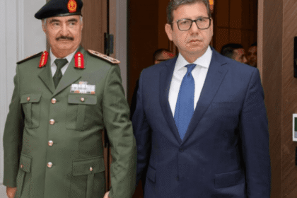 رئيس المخابرات المصرية يلتقي خليفة حفتر في بنغازي