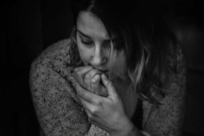 الطقس وتأثيره.. لماذا يشتد اكتئاب الشتاء في هذا التوقيت؟