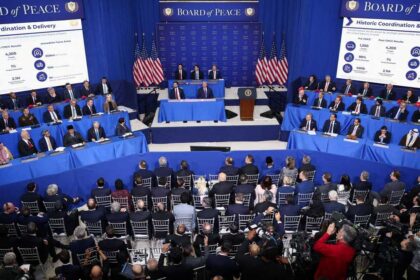 الشيخ يعلن إنشاء مكتب ارتباط مع "مجلس السلام" بشأن غزة