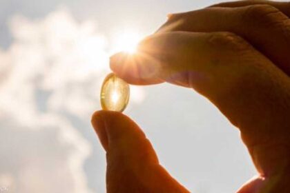 نقص فيتامين د.. ما سر انتشاره أكثر بين النساء؟