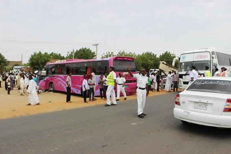 صحفي يكشف ما يجري في طريق مدني الخرطوم ويحذر