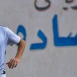 وفاة لاعب كرة مصري في حادث سير أثناء توزيعه وجبات إفطار