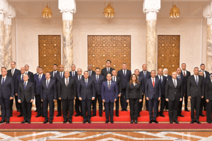 حركة تغيير للمحافظين في مصر.. تستثني القاهرة وشمال سيناء