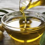 الطهي بزيت الزيتون.. مضر أم مفيد؟