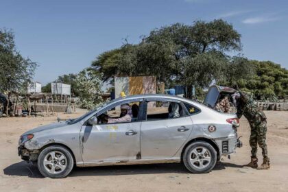 تشاد تغلق حدودها مع السودان