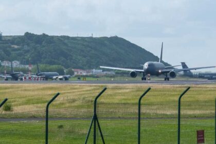 واشنطن تكثف استخدام قاعدة "لاجيس" العسكرية في البرتغال