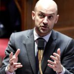 أزمة السفير الأميركي تتفاقم وفرنسا تطلب تفسيرا لعدم امتثاله