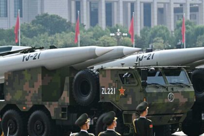 إيران تقترب من صفقة صواريخ صينية مضادة للسفن