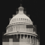 لحظات توتر في واشنطن.. توقيف مسلح ركض نحو مبنى الكونغرس