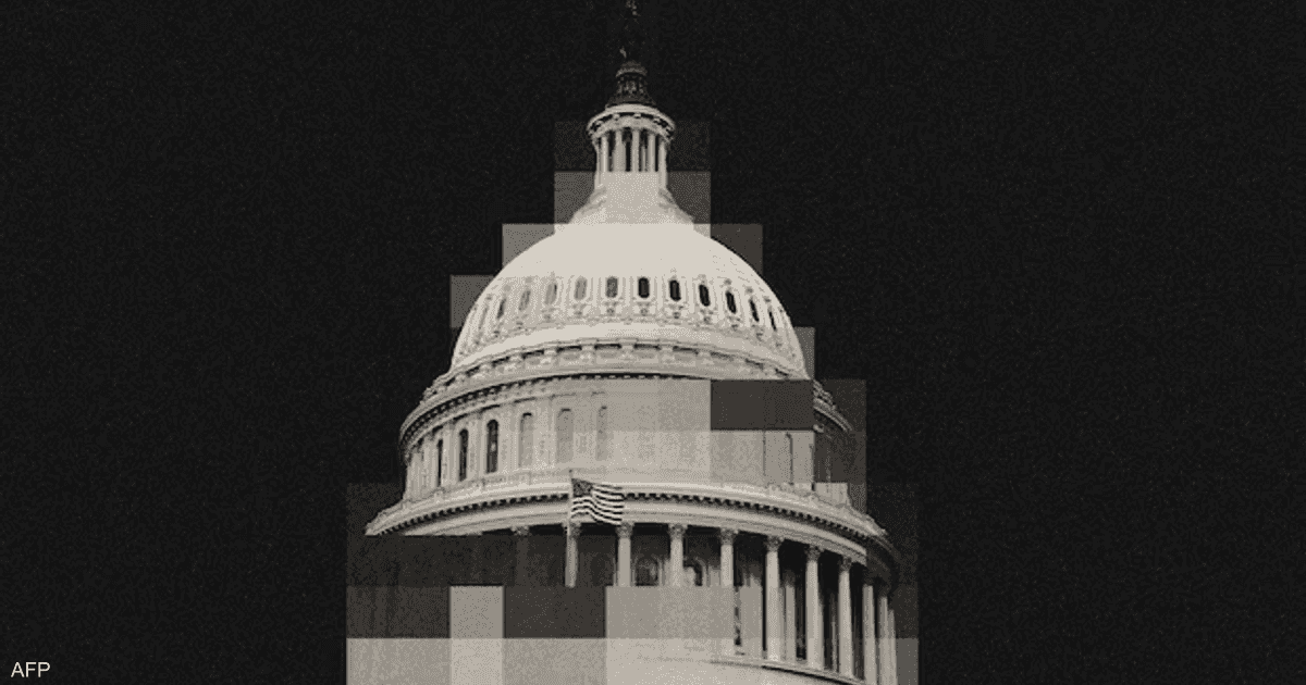 لحظات توتر في واشنطن.. توقيف مسلح ركض نحو مبنى الكونغرس