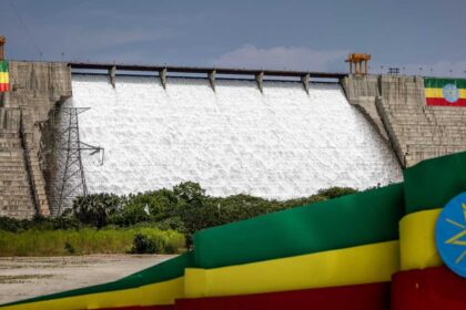 ما حقيقة منح مصر إثيوبيا منفذا على البحر الأحمر؟.. مصدر يوضح