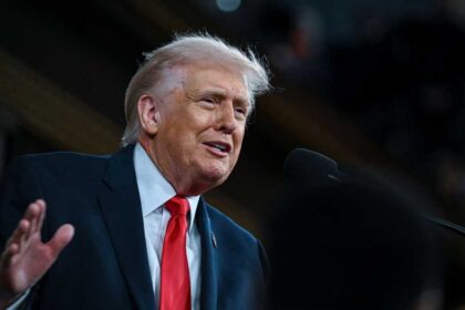 ترامب يحطم الرقم القياسي لأطول خطاب عن حالة الاتحاد