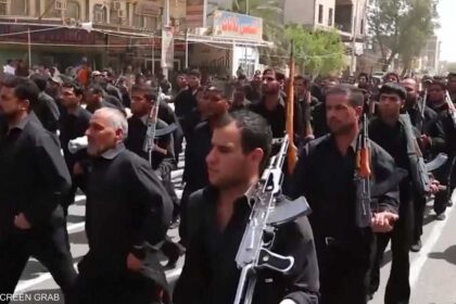 بسبب "المماطلة".. فصائل عراقية تهدد الولايات المتحدة