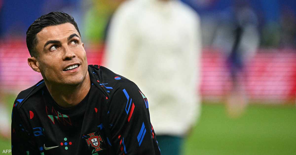 أول خطوة لفترة بعد الاعتزال.. رونالدو يشتري "ربع" هذا النادي