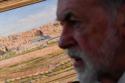 هاكابي يخرج عن صمته بعد تصريح "حق إسرائيل التوراتي"