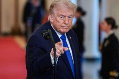 خيارات مهاجمة إيران.. ترامب يتسلّم "إحاطة عسكرية"