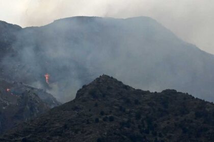 قصف متبادل وتصعيد غير مسبوق بين باكستان وطالبان