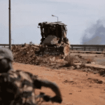 مستشار ترامب يطالب بهدنة فورية في السودان "بدون شروط"