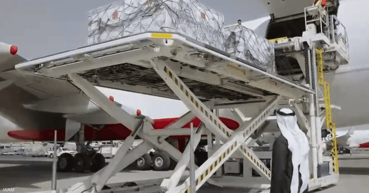 بشراكة إماراتية بحرينية.. إرسال شحنة إغاثية عاجلة إلى غزة