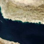 بلاغات عن إغلاق مضيق هرمز.. رسائل من الحرس الثوري للسفن