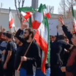 طلاب إيرانيون يهتفون بشعارات "مناهضة للقيادة" في طهران