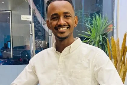 الشاب محمد زاهر الذي هتف ضد المصباح أبوزيد: كنت مع راجل خالتي في مصر