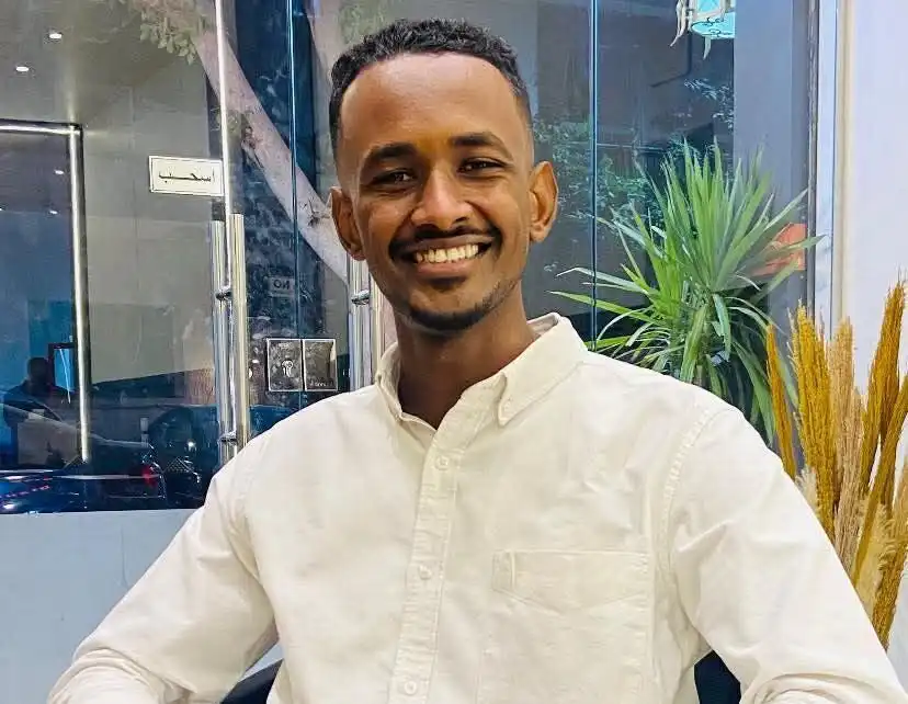 الشاب محمد زاهر الذي هتف ضد المصباح أبوزيد: كنت مع راجل خالتي في مصر