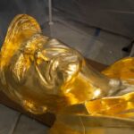 "نزاع مالي" يوقف العمل على تمثال ترامب الذهبي