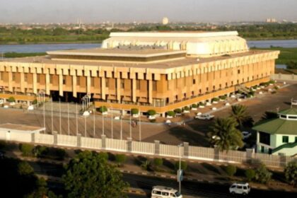 كشف عدد أعضاء المجلس التشريعي ونسب المشاركة