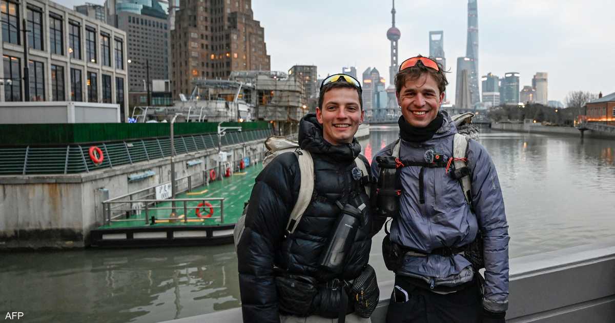 من فرنسا إلى الصين مشياً.. نهاية سعيدة لمغامرة صديقين