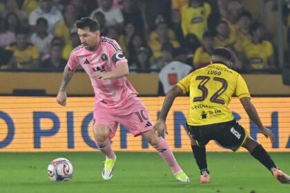 ميسي يؤكد جاهزيته للمونديال.. هدف "مذهل" بذكريات برشلونة