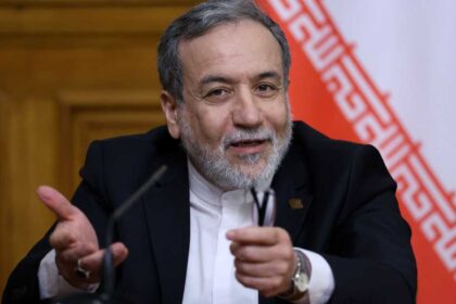 وزير خارجية إيران: لن نقبل بتصفير تخصيب اليورانيوم