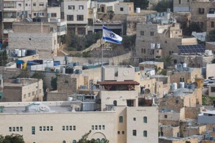 8 دول عربية وإسلامية: قرارات إسرائيل بشأن الضفة "لاغية"