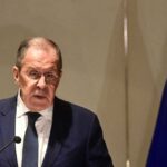 لافروف يستبعد هدوء الأوضاع في الشرق الأوسط قريبا