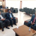 وزير الطاقة يجتمع بشركات الكهرباء ويصدر أوامر مهمة