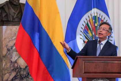 رئيس كولومبيا يكشف تفاصيل نجاته من محاولة اغتيال