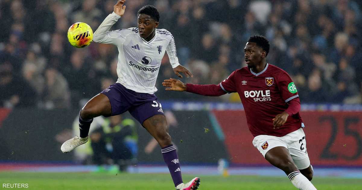 ويست هام وليدز يوقفان سلسلة انتصارات مانشستر يونايتد وتشلسي