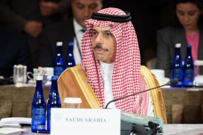 وزير الخارجية السعودي يصل أديس أبابا و أوردغان يزور الإمارات وإثيوبيا