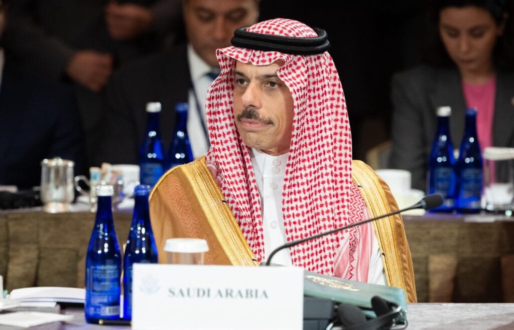 وزير الخارجية السعودي يصل أديس أبابا و أوردغان يزور الإمارات وإثيوبيا