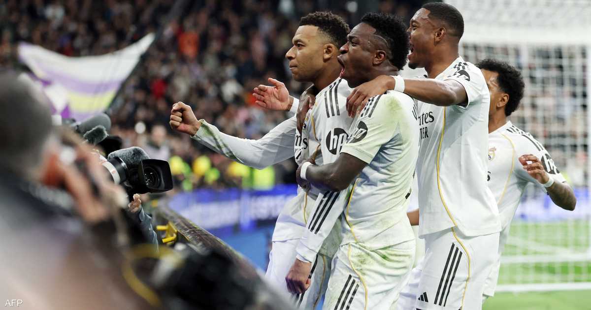 "لست أفضل من الجميع".. خلاف بين نجمي الريال في غرفة الملابس