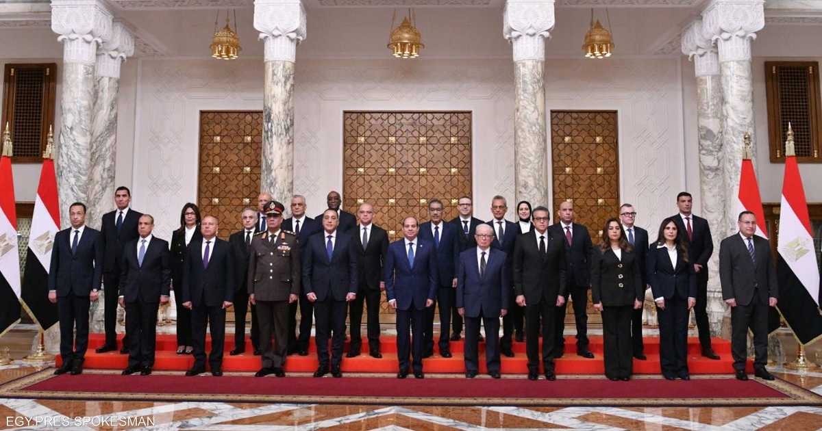 السيسي يدعم الحكومة الجديدة.. ويشدد على "الجدارة والكفاءة"