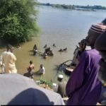 غرق قارب في نهر النيل وانتشال 18 جثة