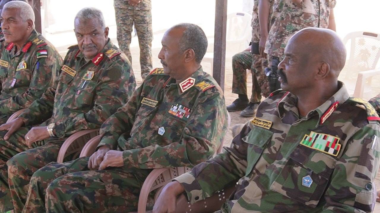 البرهان يوجه بالجاهزية والاستعداد