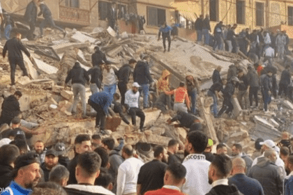 مقتل أشخاص في انهيار مبنى بشمال لبنان.. وبحث متواصل عن ناجين