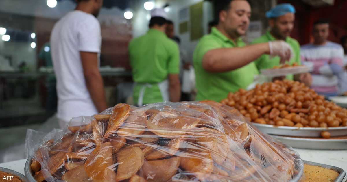 لتجنب ارتفاع سكر الدم.. ما أفضل وقت لتناول الحلوى؟